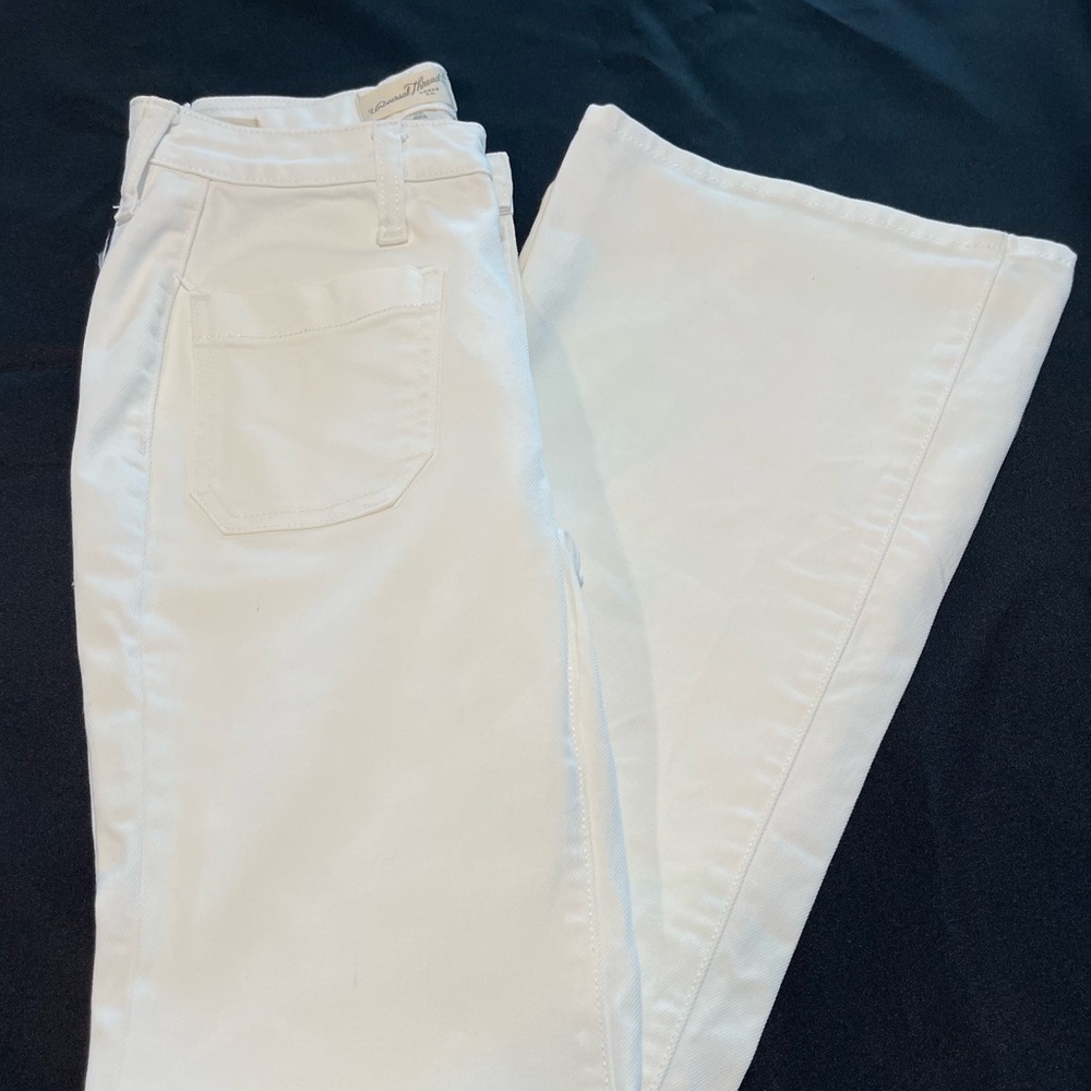 Universal Thread White Denim Pants High Rise Flare.  NWOT